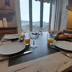 Δωμάτια σε οικογενειακή κατοικία Coliving Moderne A